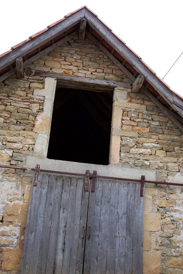 barn